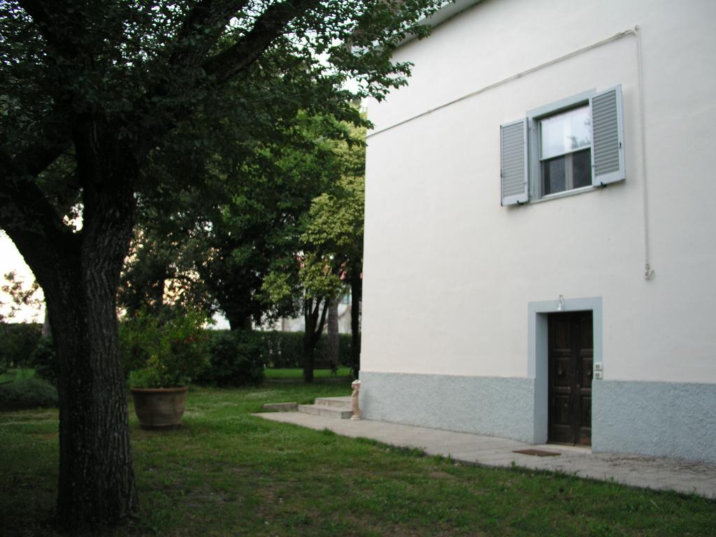 Borgo Iris Vila Petraia Exterior foto