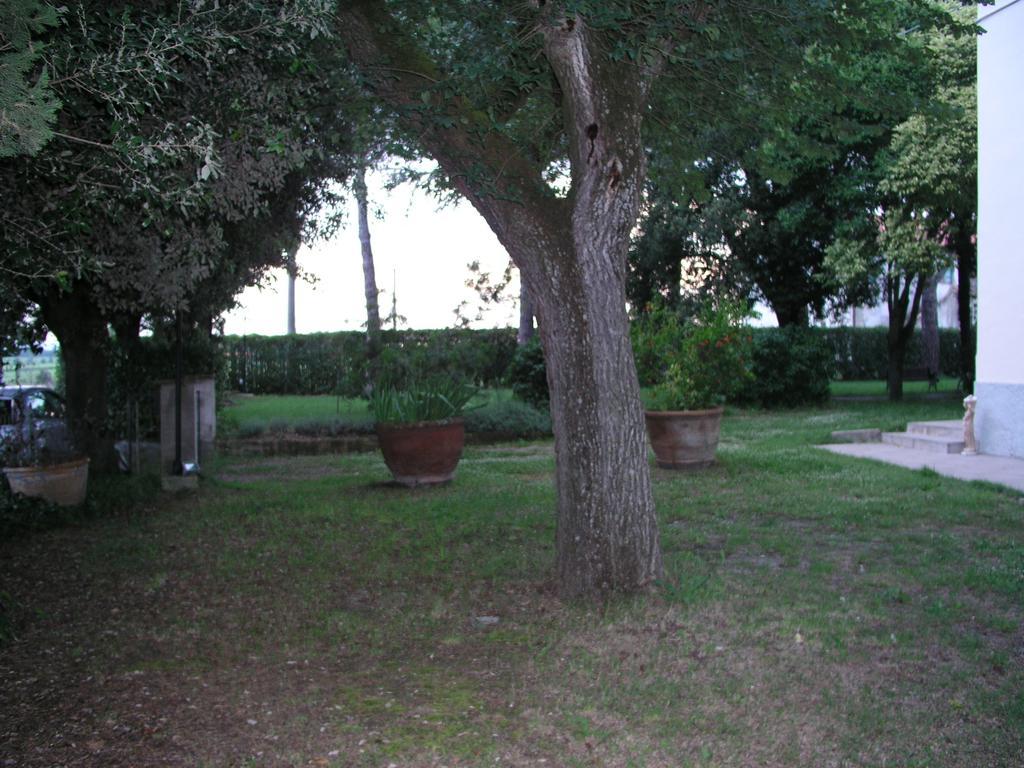 Borgo Iris Vila Petraia Exterior foto